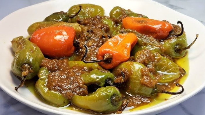 Ilustrasi sambel cabe gendot.