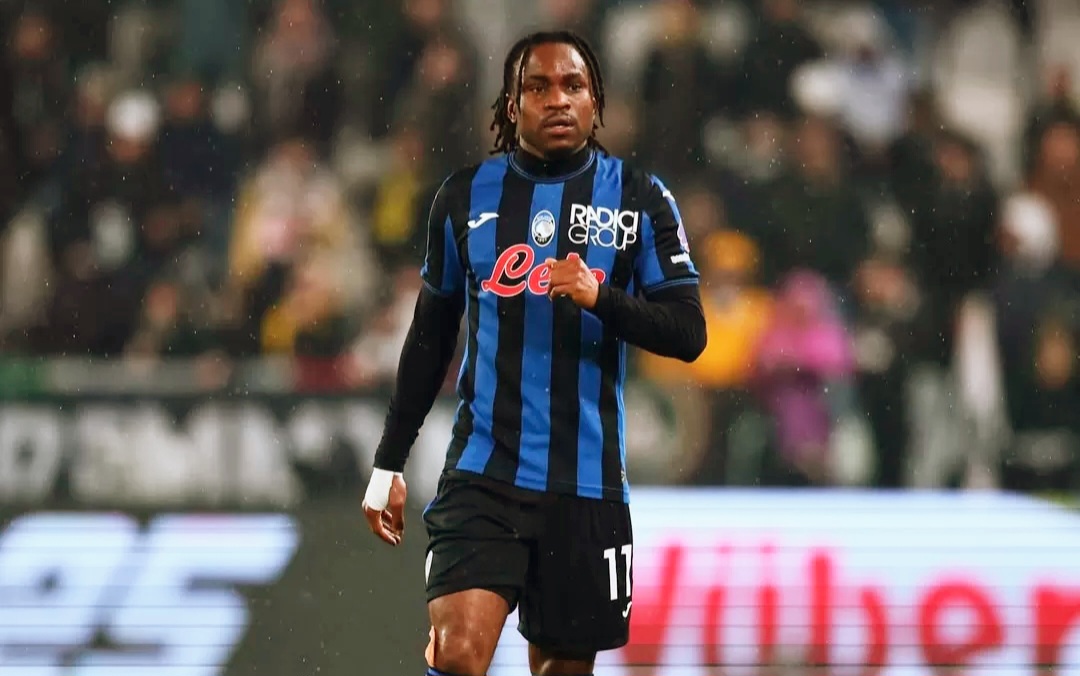 Ademola Lookman tinggalkan Bergamo dan mogok latihan.