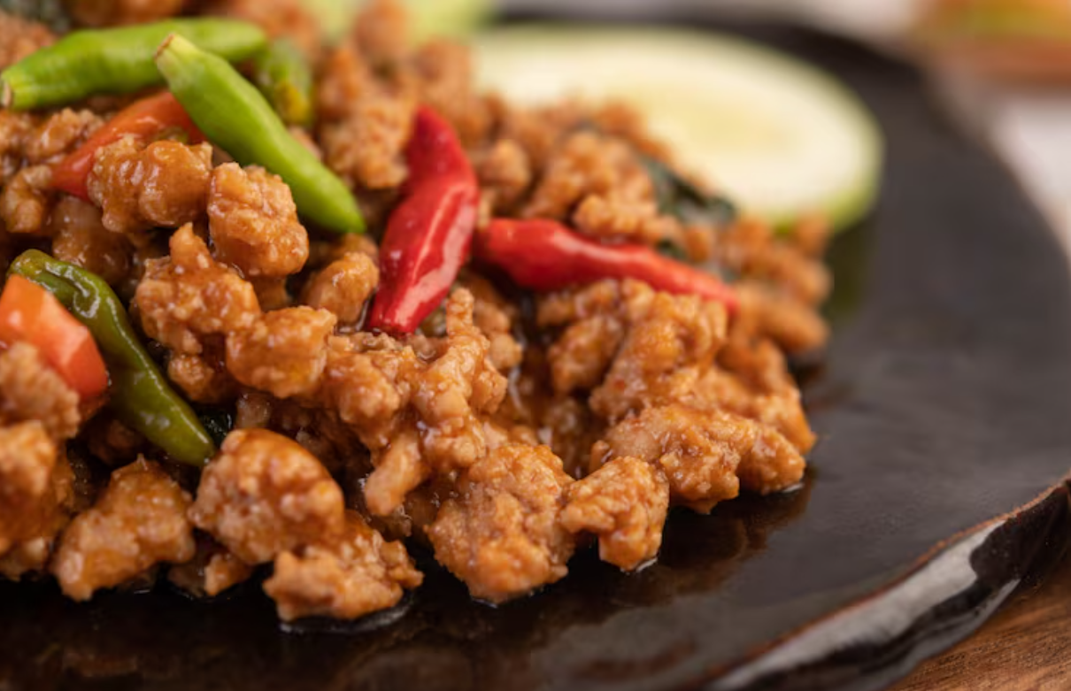 Tempe orek khas Sunda: kering, manis, pedas, dan bikin ketagihan!
