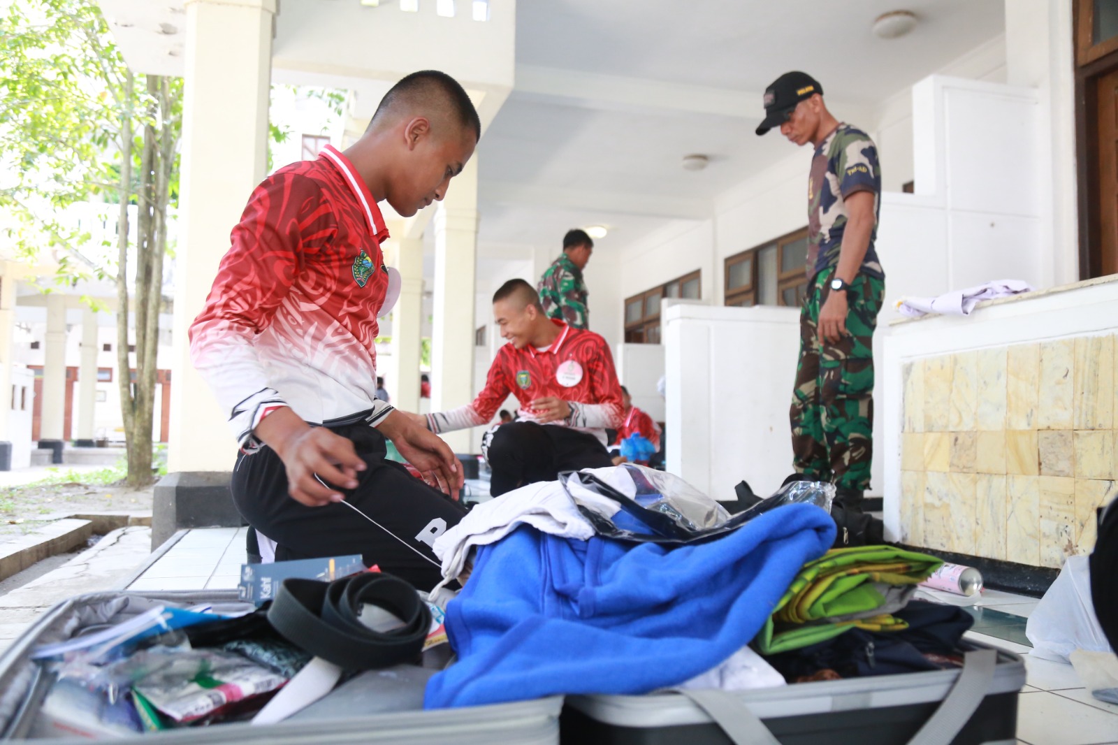 Suasana hari pertama karantina Paskibra Kota Madiun di Forestry Institute Perhutani, 11 Agustus 2025. BAGAS BIMANTARA/RADAR MADIUN