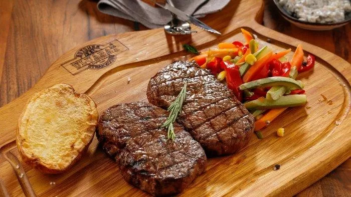 Ilustrasi Steak Daging
