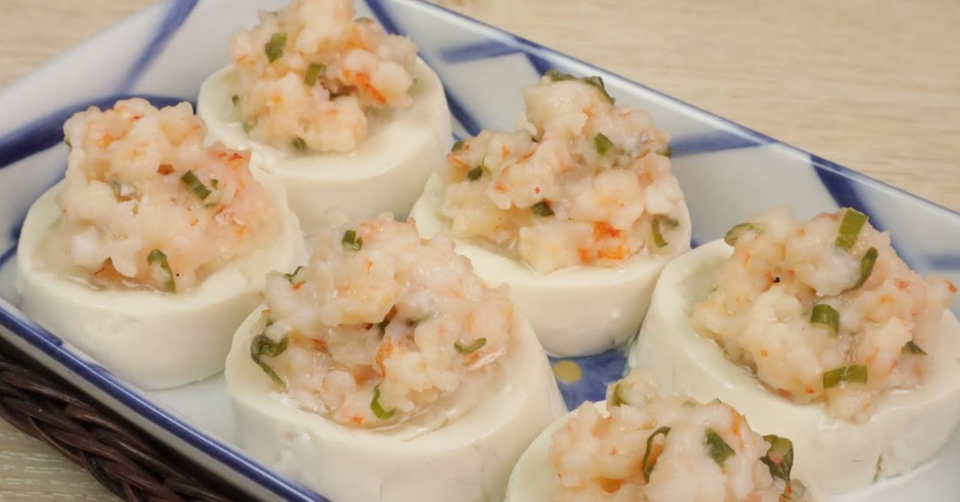Tahu kukus isi udang.