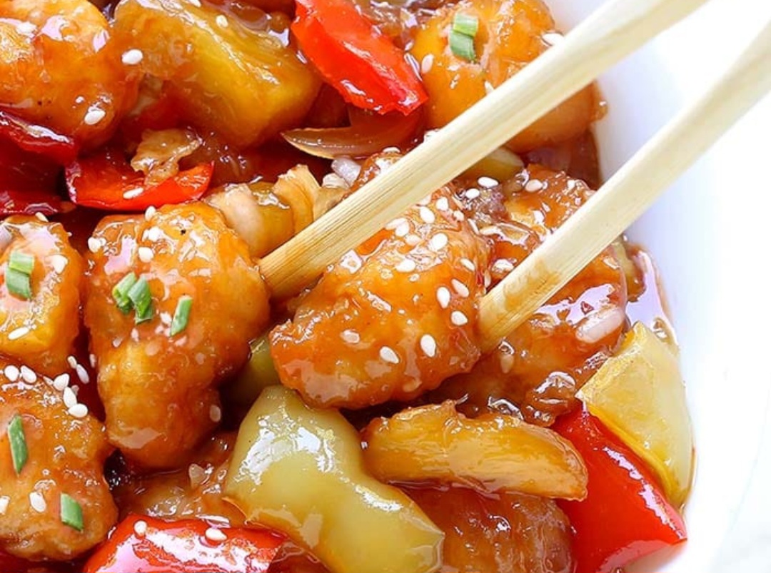 Ayam asam manis simpel dan enak, bisa dimasak di rumah hanya 20 menit!
