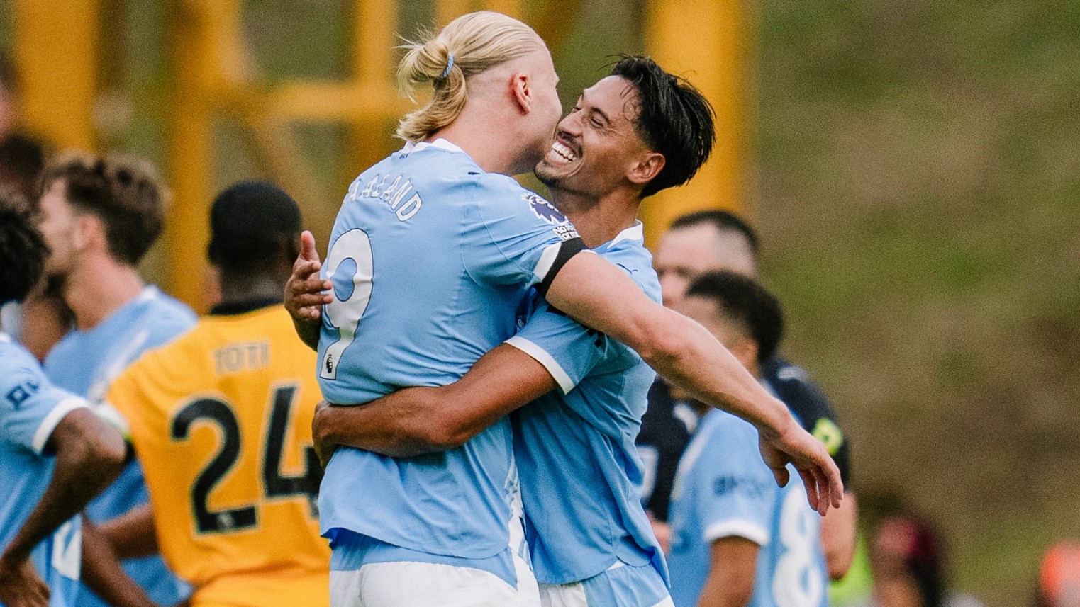 Duet maut Manchester City, Erling Haaland dan Tijjani Reijnders.