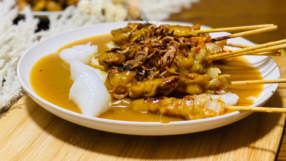 Ilustrasi Sate Padang