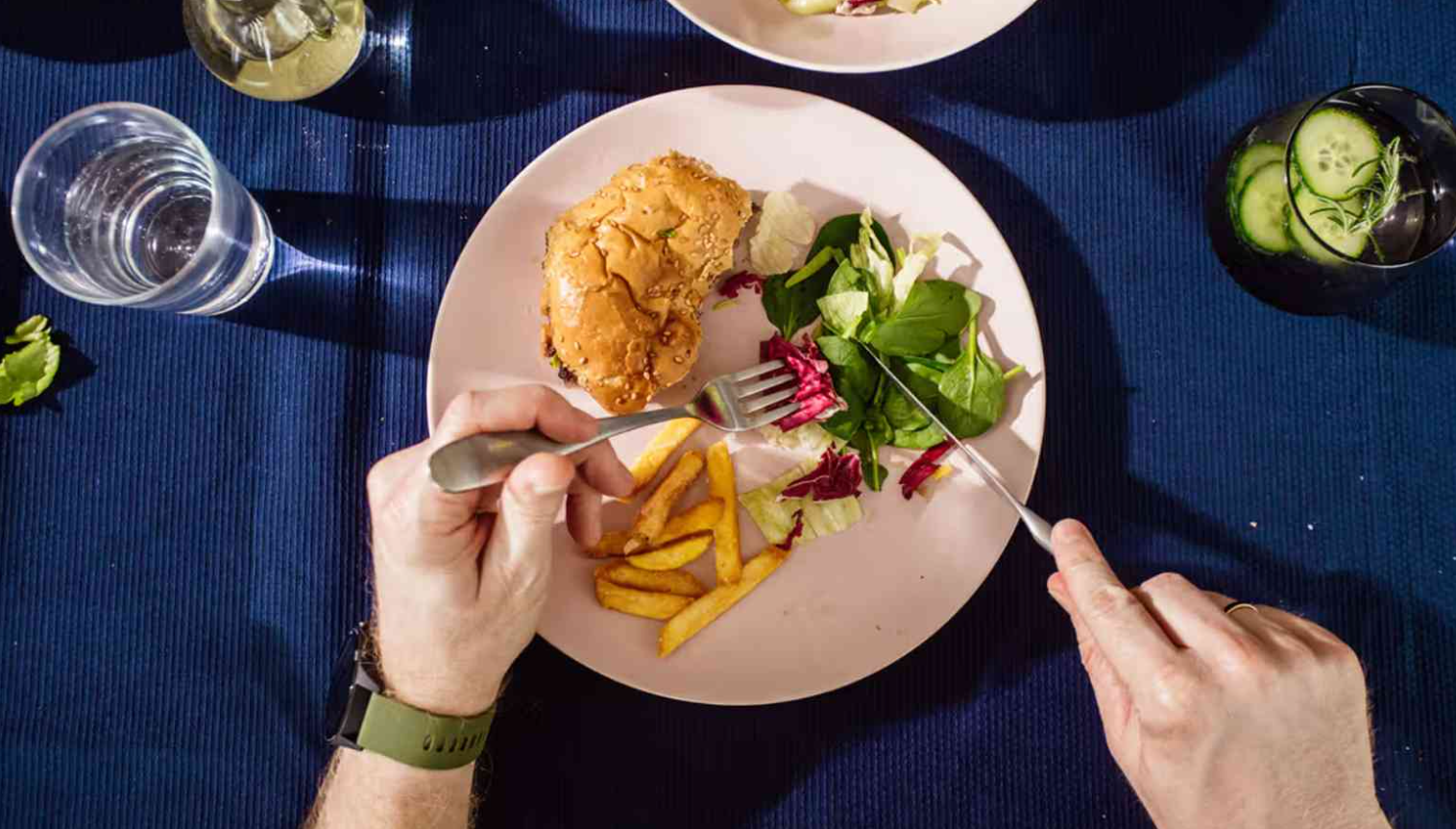 Ilustrasi menu makanan slow living.