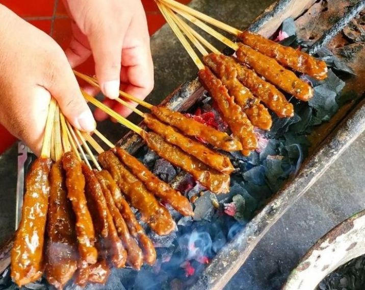 Ilustrasi makanan khas Kudus.