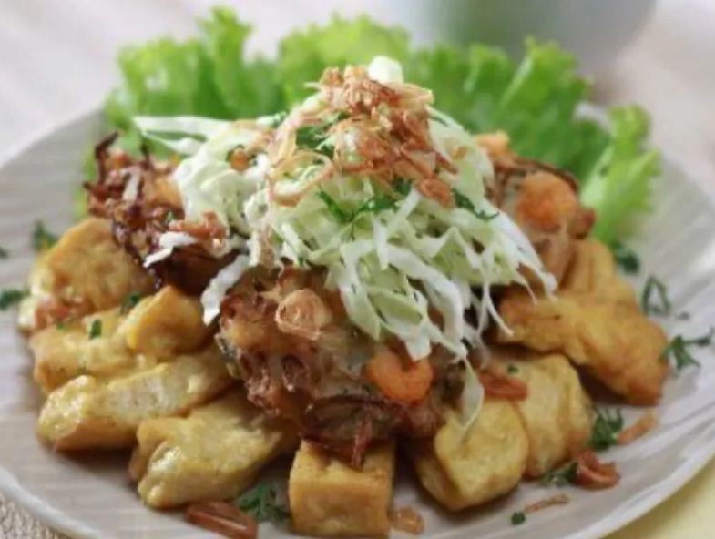 Ilustrasi makanan khas Semarang.