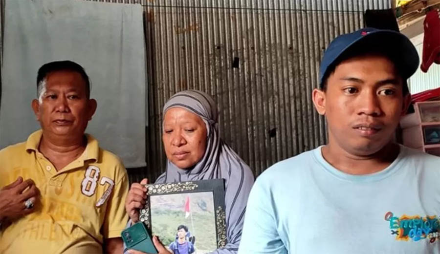 Pihak keluarga pengemudi atau driver ojol (ojek online) Grab almarhum Rusdamdiansyah (Dandi) meminta keadilan kepada aparat kepolisian.