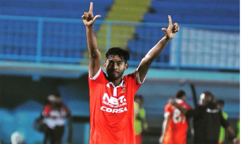 Mantan pemain Persija, Syahroni, jadi korban salah sasaran kemarahan netizen karena namanya mirip anggota DPR.