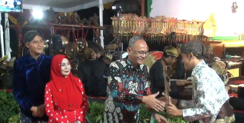 Festival Budaya Purwodadi 2025 ditutup wayang kulit Ki Putut Puji Agusseno lakon Taman Maerakaca.