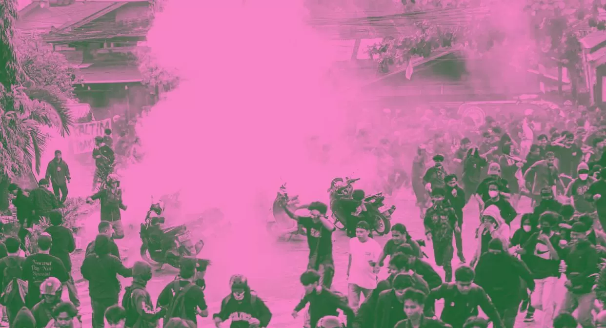 Ilustrasi penggunaan warna brave pink hero green