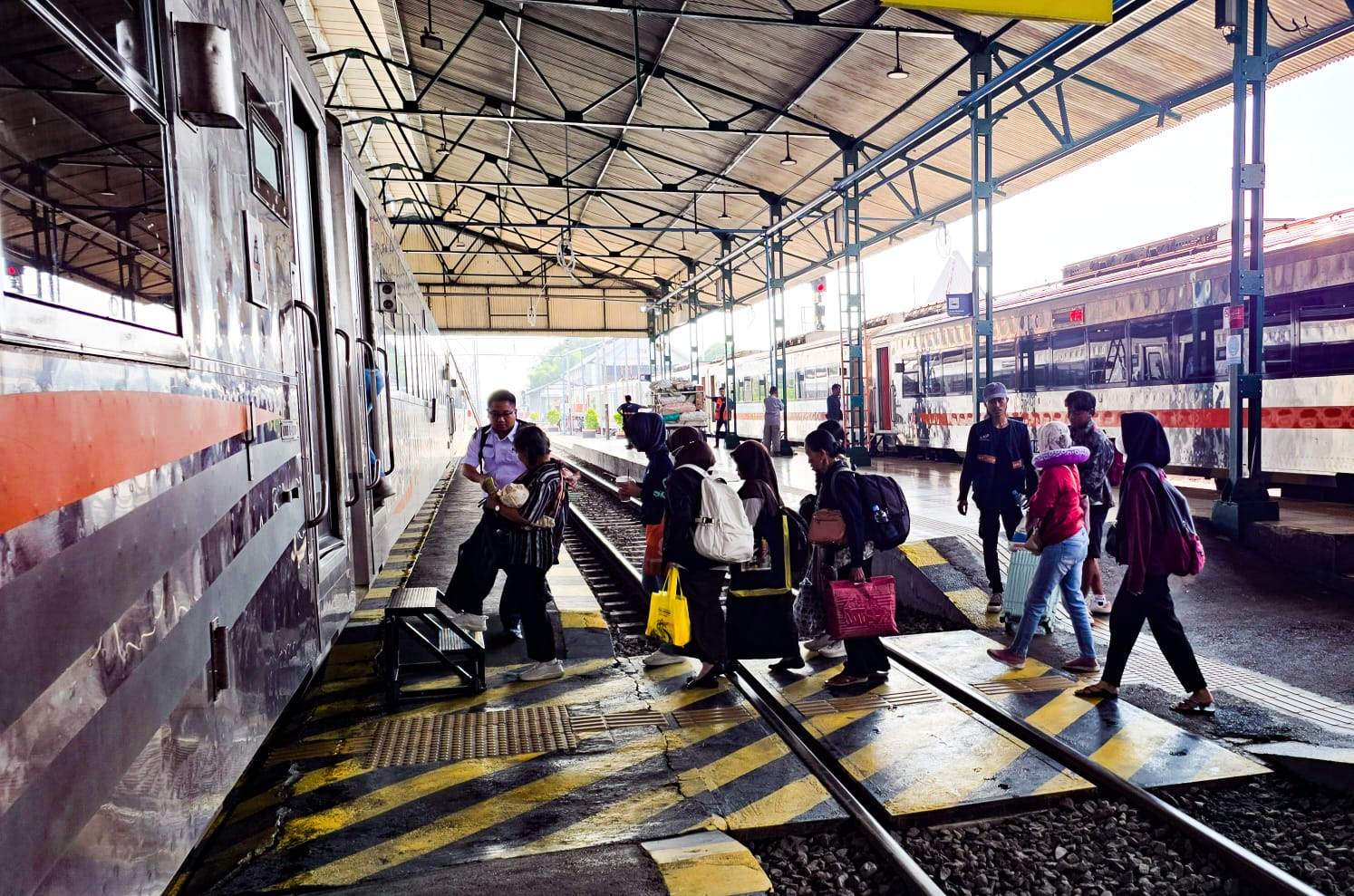 Penumpang kereta api diprediksi melonjak saat libur panjang Maulid Nabi. FOTO: KAI Daop 7 Madiun