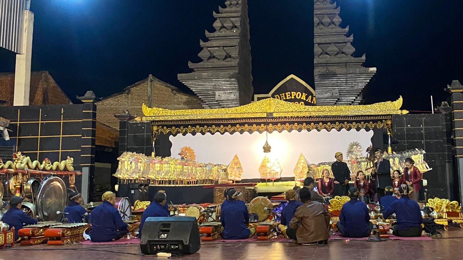 Pepadi Ponorogo menggelar pentas wayang rutin pada pekan terakhir tiap bulannya.