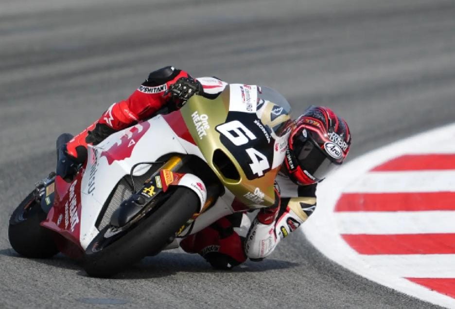 Mario Suryo Aji kembali balapan di Moto2 2025 Catalunya usai absen tiga bulan akibat cedera. Ia finis ke-23 dan menatap GP Misano pekan depan. FOTO: ISTIMEWA