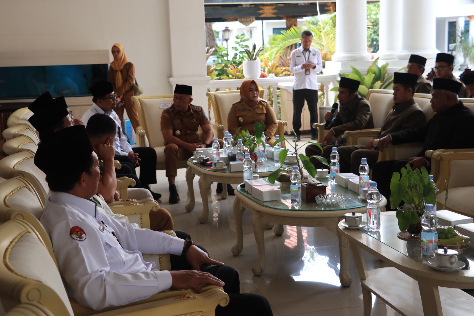 Bupati Sugiri Sancoko melepas 21 wakil Ponorogo untuk berlaga di MTQ XXXI Jawa Timur di Jember. SUGENG DWI N/RADAR PONOROGO