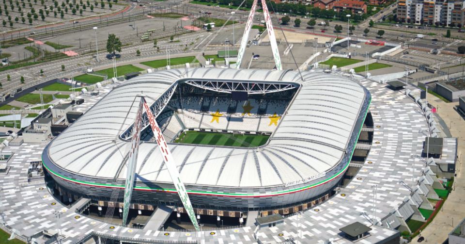 Allianz Stadium markas Juventus yang menghasilkan banyak uang.