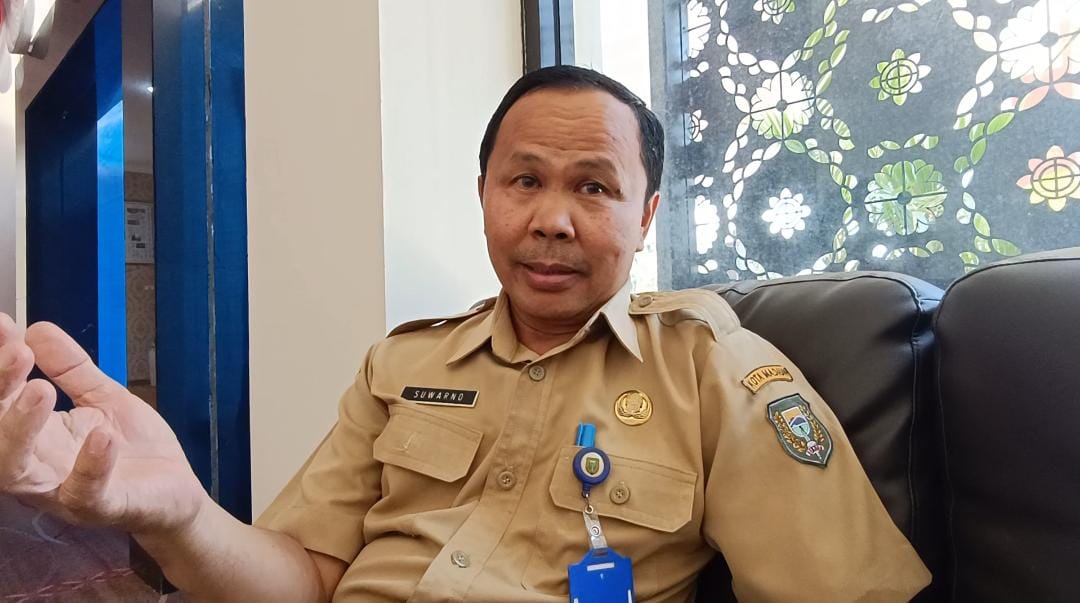 Kepala Bappelitbangda Kota Madiun Suwarno menjelaskan tentang  skema pengelolaan sampah 2026. DOK RADAR MADIUN