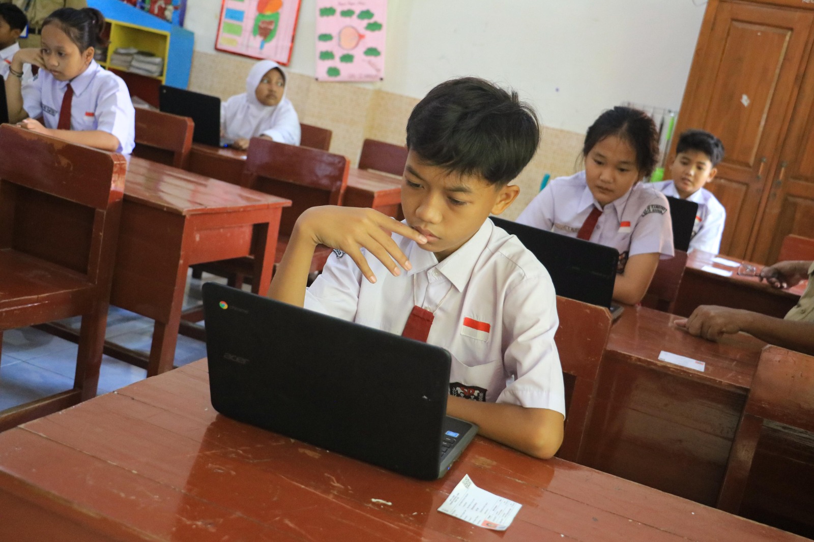Ratusan siswa SD di Kota Madiun mengikuti ANBK 2025 secara serentak, 22&ndash;23 September. DISKOMINFO UNTUK RADAR MADIUN