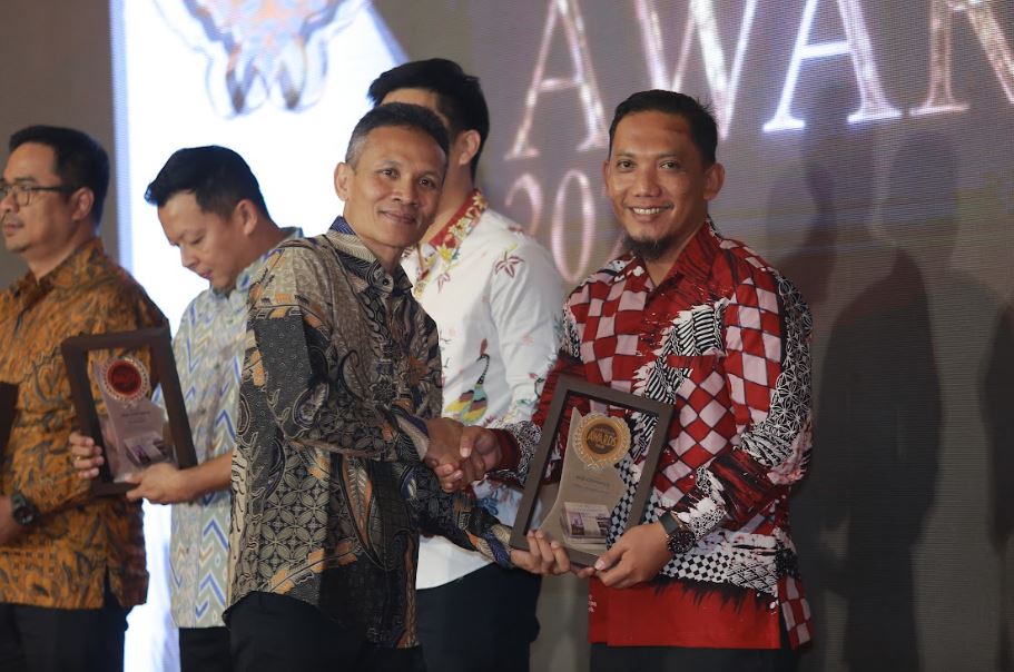 Pusaka Land menyabet penghargaan Best Corporate dalam Radar Madiun Awards 2025.