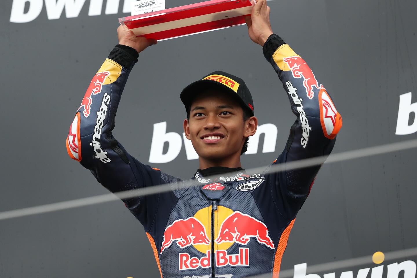 Veda Ega Pratama bersinar di Redbull Rookies Cup.