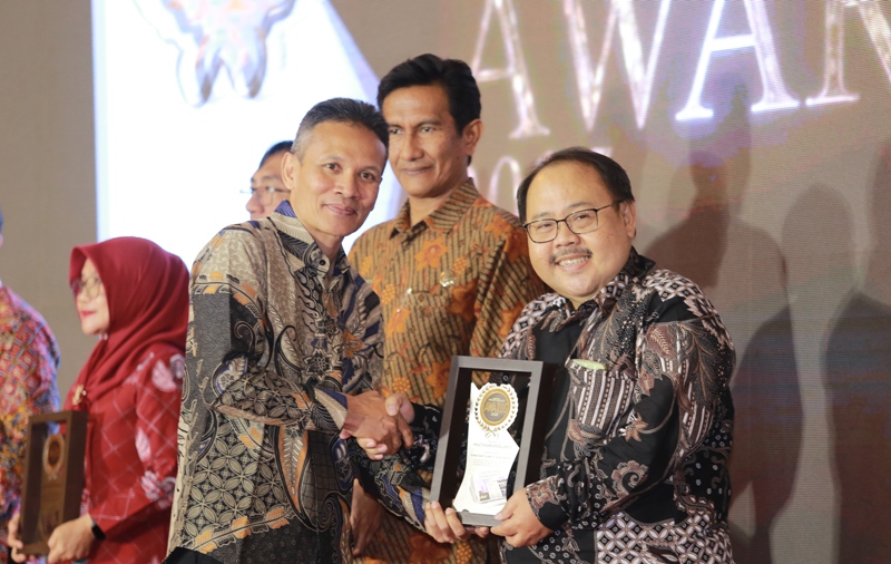 RSI Siti Aisyah Madiun mendapatkan penghargaan Healthcare Excellence Radar Madiun Awards 2025.