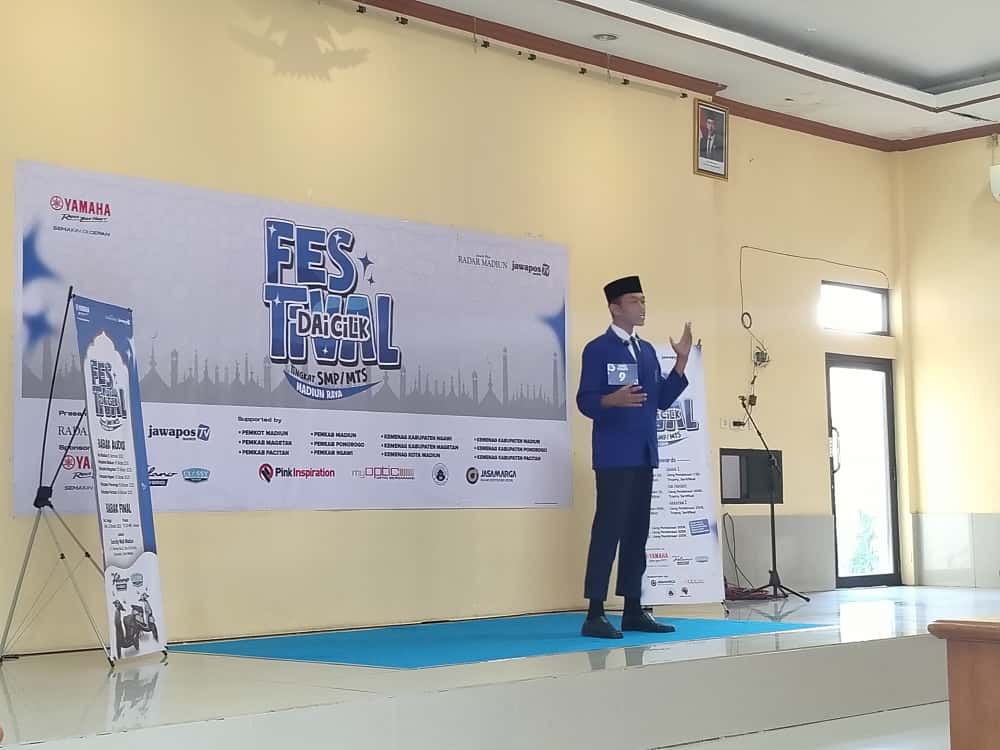 Rohmat Nur Hidayah dari SMP Muhammadiyah 6 Ngawi