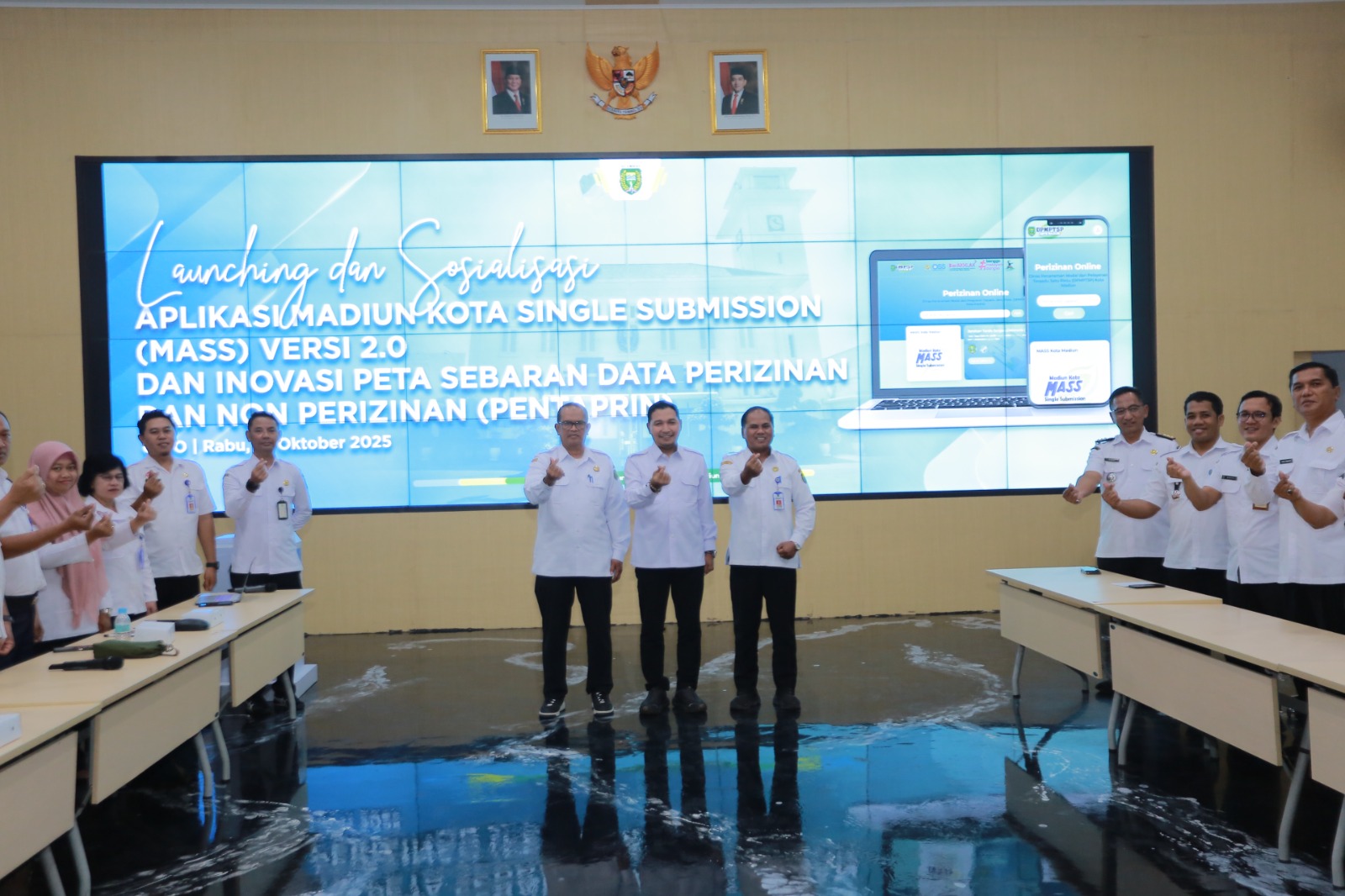 Pemkot Madiun meluncurkan MASS 2.0 dan PENTAPPRIN sebagai upaya mempercepat layanan perizinan dan mempermudah akses investor. BAGAS BIMANTARA/RADAR MADIUN