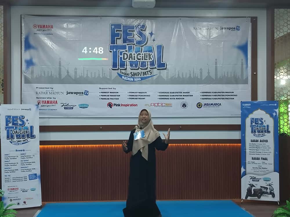 Salma Afriani dari MTS 11 Muhammadiyah Tinatar
