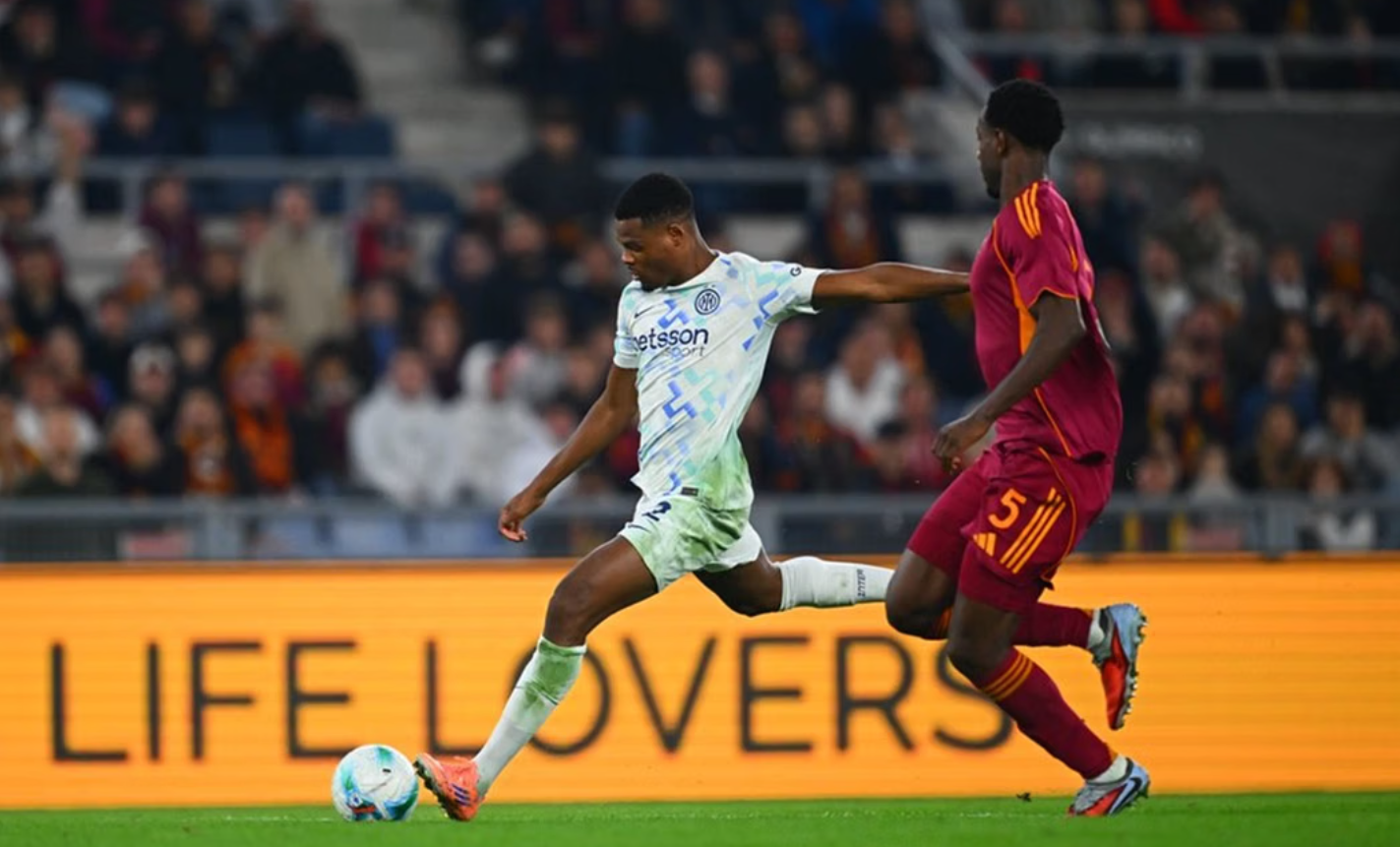 Inter Milan kuasai klasemen usai tumbangkan Roma lewat gol cepat Bonny.