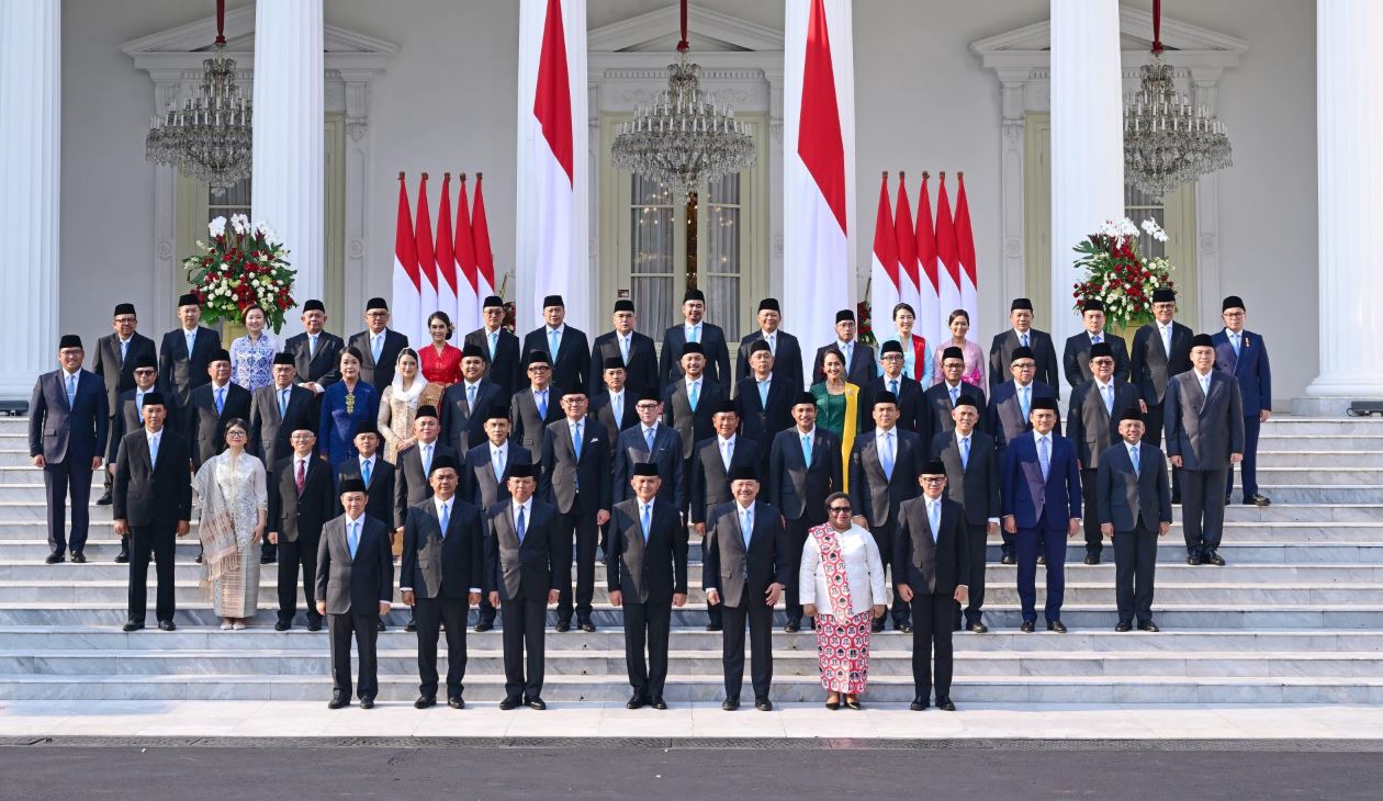 Jajaran menteri dan wakil menteri di Kabinet Prabowo Subianto-Gibran Rakabuming Raka.