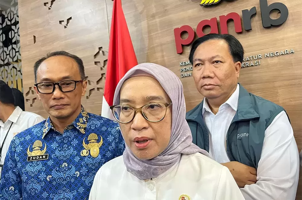 MenPAN-RB Rini Widyantini