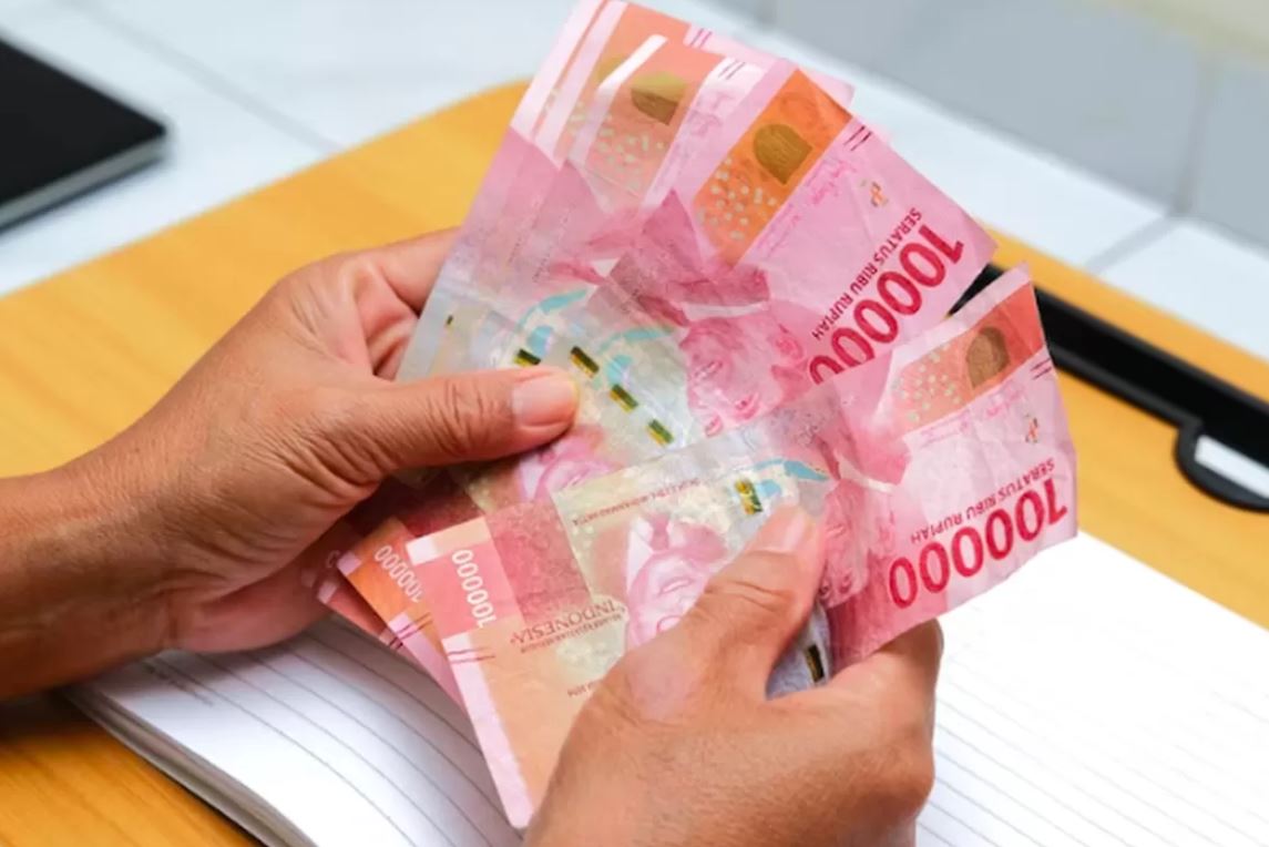 Cukup lewat HP, kamu bisa daftar KKS dan cairkan bansos PKH hingga BPNT. Simak cara mudahnya di sini!