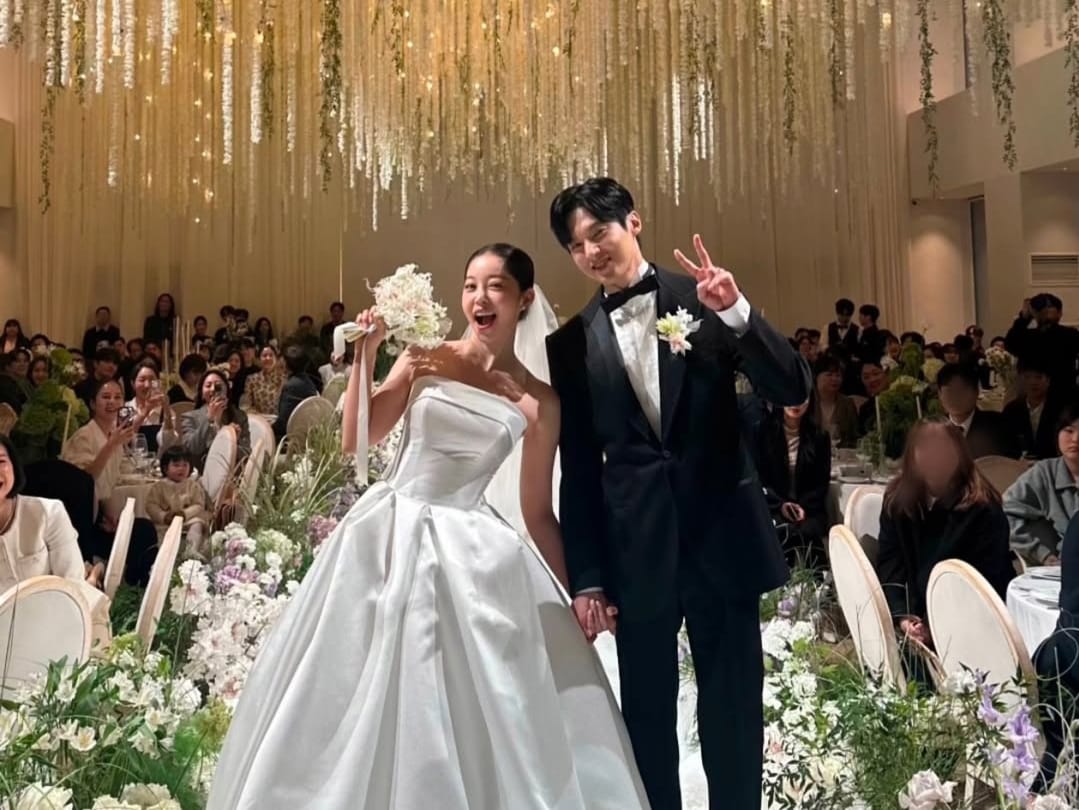 Kim Ga Eun Siapa dan Yoon Sun Woo
