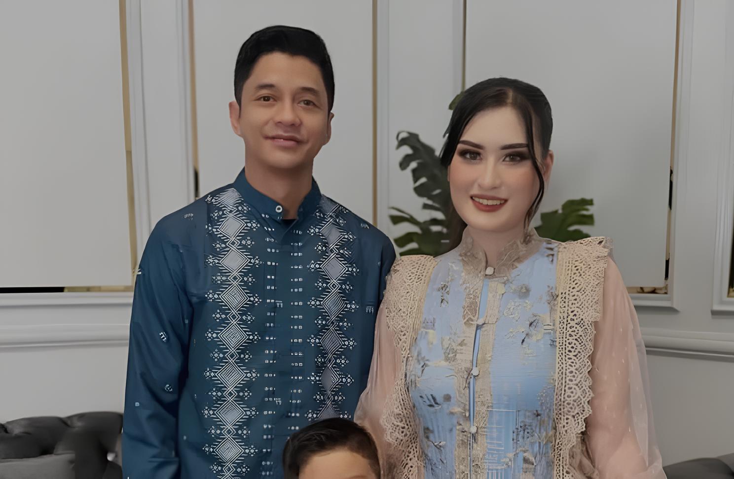 Ilustrasi Adly Fairuz dan Angbeen Rishi