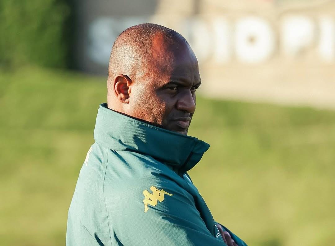 Patrick Vieira resmi didepak dari kursi pelatih Genoa setelah gagal membawa tim menang di sembilan laga Serie A. FOTO: Instagram Genoa FC