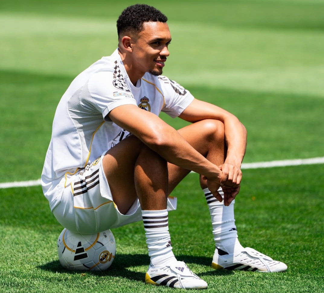 Trent Alexander-Arnold tegaskan cintanya untuk Liverpool meski kini berseragam Real Madrid jelang laga Liga Champions di Anfield.