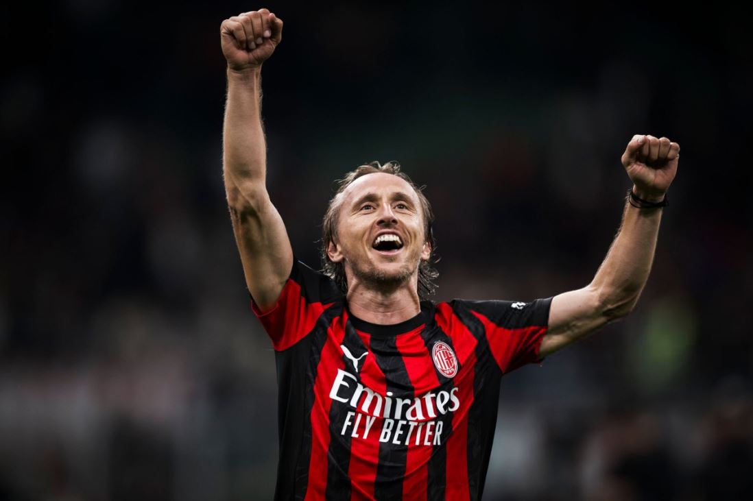 Playmaker sarat pengalaman AC Milan, Luka Modric.