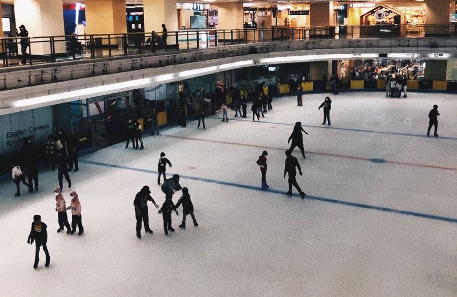 Salah satu lokasi ice skating yang rekomended.