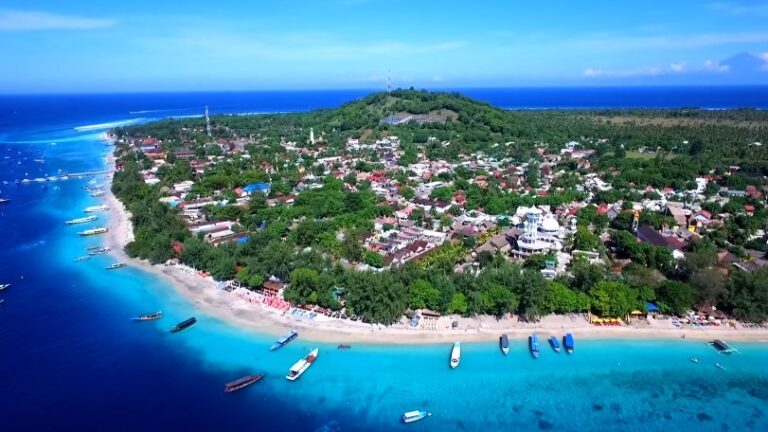 Gili Trawangan surga wisata bahari.