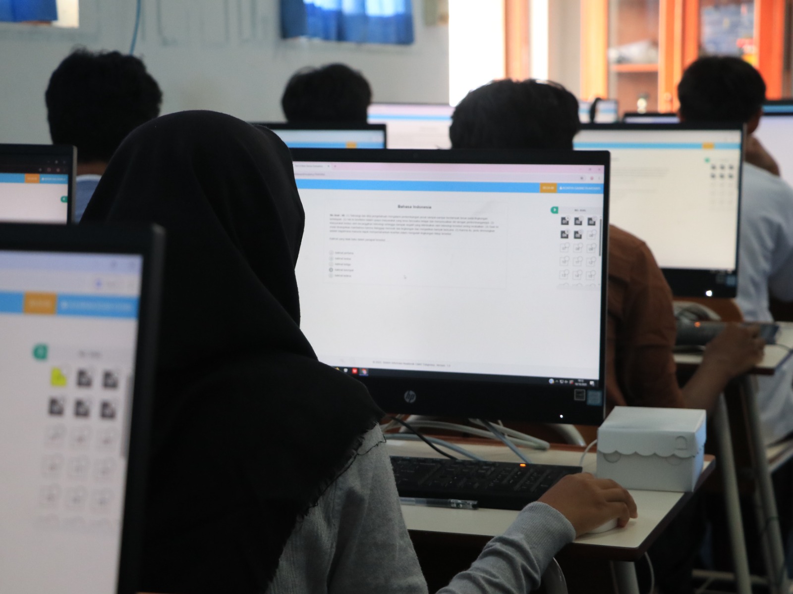 Siswa SMAN 1 Ponorogo mengikuti tryout TKA yang digelar Jawa Pos Radar Madiun sebagai persiapan menghadapi ujian resmi 2025. DOK RADAR PONOROGO