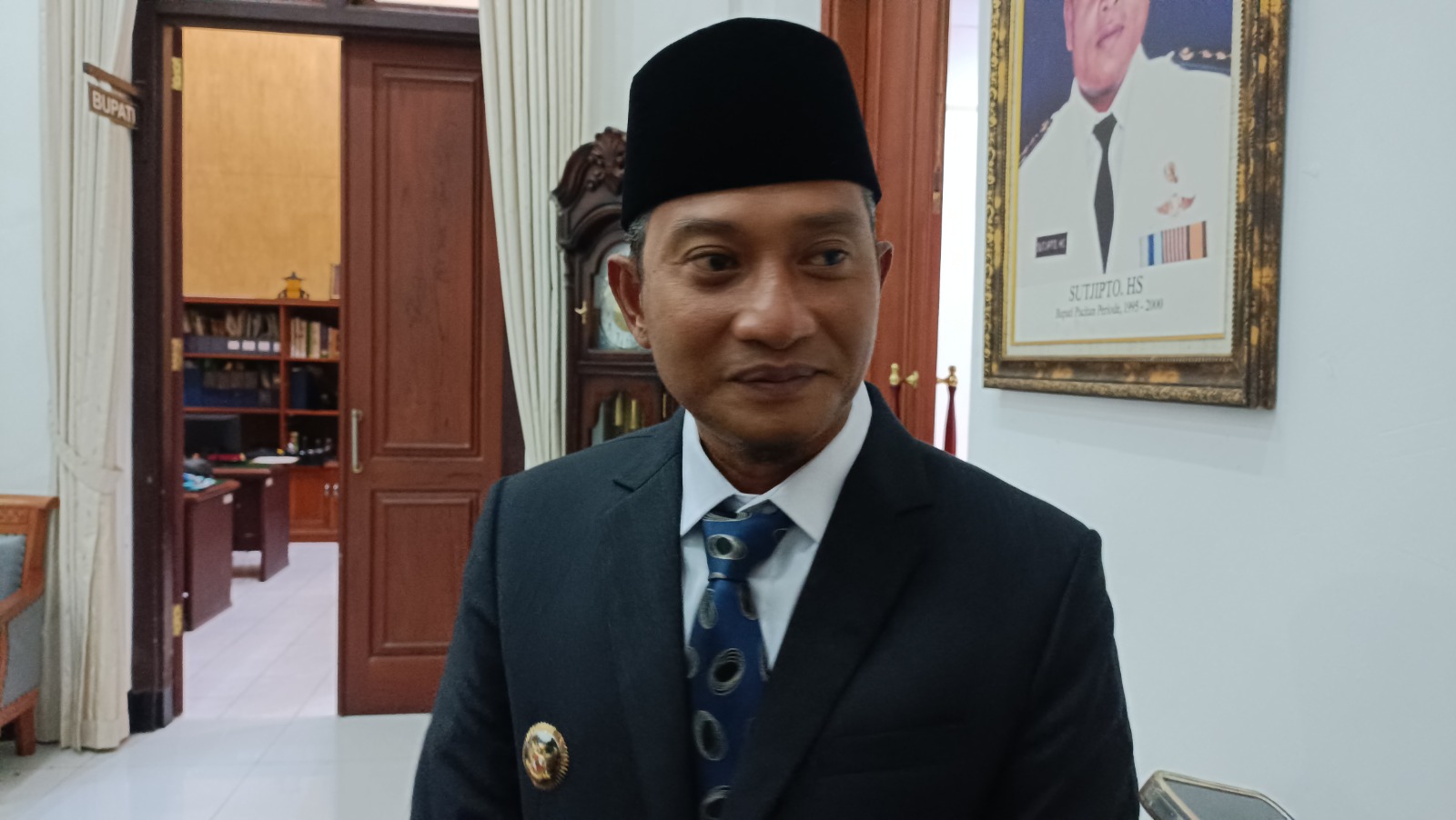 Bupati Pacitan Indrata Nur Bayuaji menyebut realisasi investasi 2025 menembus Rp 939 miliar.