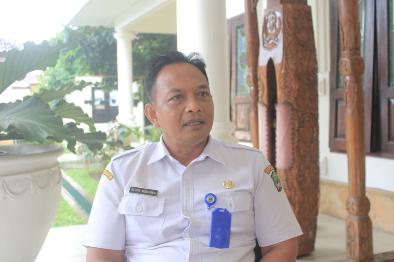 Setiya Widayaka, Kabag Tapem Setkab Magetan.