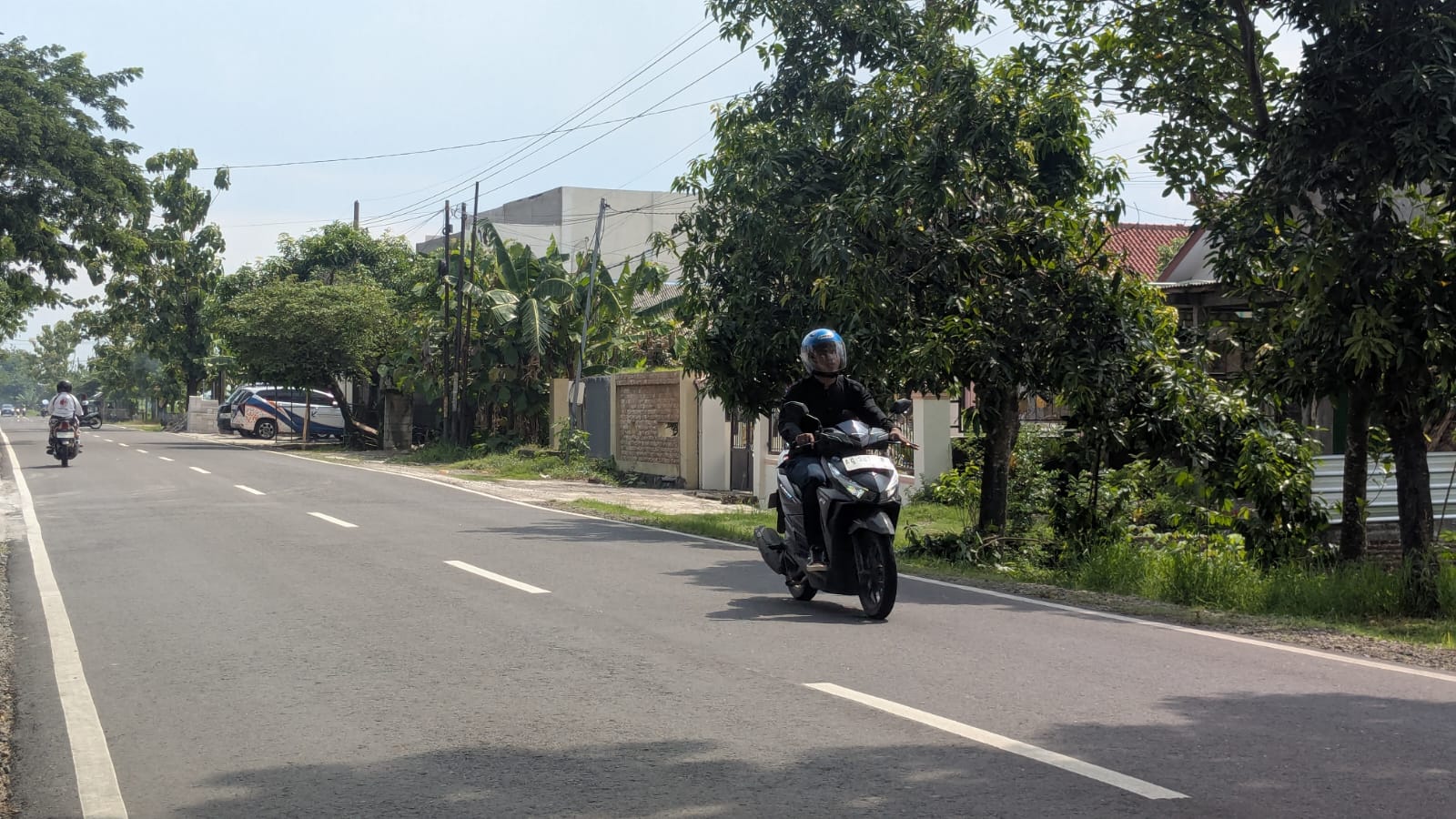 Pekerjaan proyek Inpres Jalan Daerah (IJD) di ruas Mojopurno&ndash;Dimong mulai berjalan. Pemkab Madiun menunggu realisasi dua ruas tambahan tahun depan.