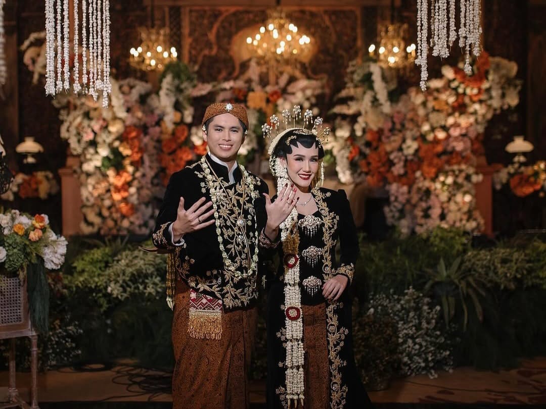 Ilustrasi Suami Luna Shabrina  Raden Mas Axel Caesario Efian