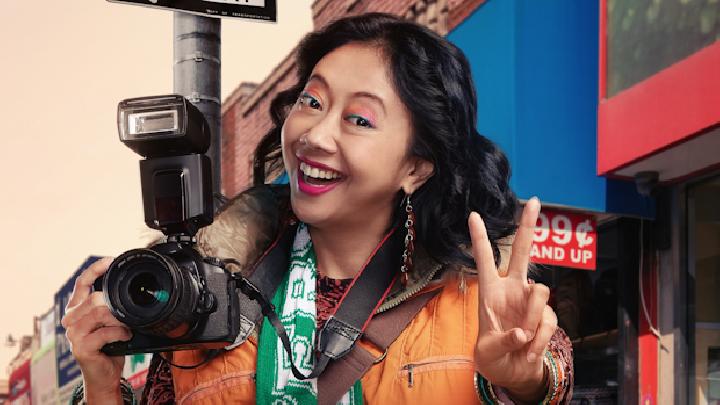 Asri Welas dalam film Ali & Ratu Ratu Queens.