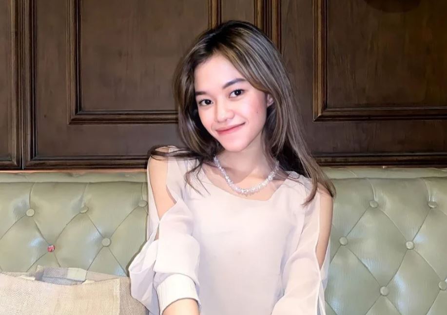 Profil Ummi Quary, seleb yang sukses menghiasi layar kaca.