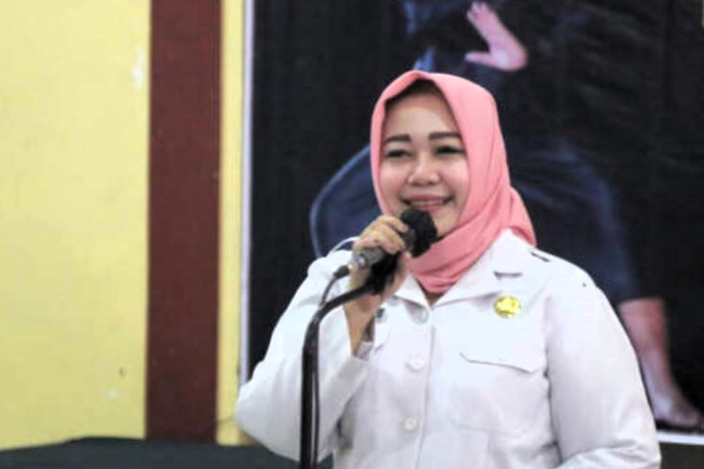 Wabup Ponorogo Lisdyarita ditunjuk sebagai Plt bupati usai Sugiri Sancoko ditetapkan tersangka oleh KPK usai kena OTT.