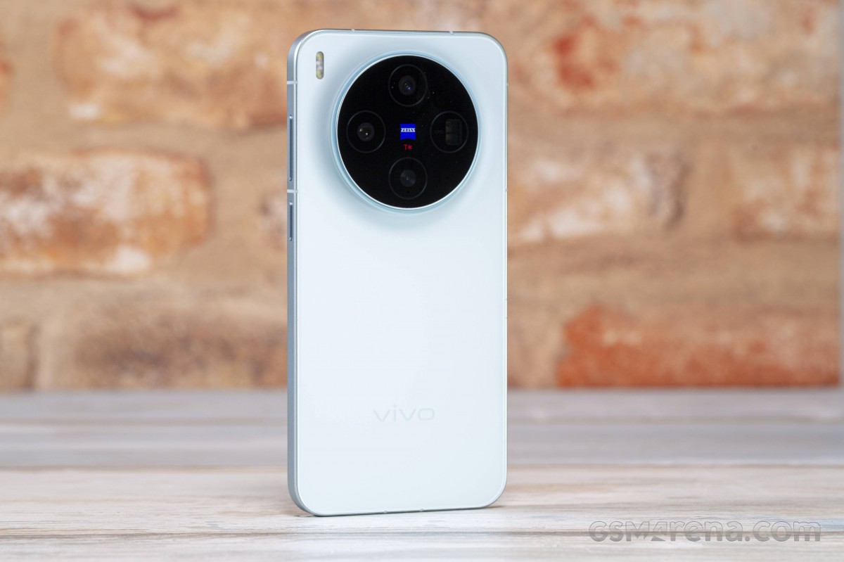 Vivo X300 Resmi Global, Kamera 200MP dan Chipset Dimensity 9500
