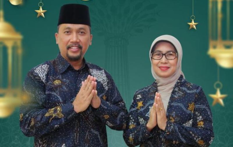 Istri Sekda Agus Pramono, Besse Tenri Sampeang menjabat sebagai Kepala Bakesbangpol Ponorogo.